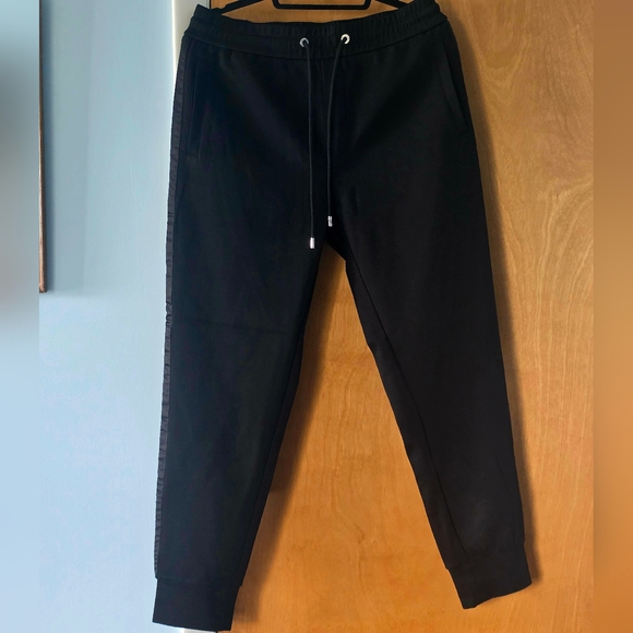PRADA MILANO MEN'S SWEATPANTS WITH RE-NYLON DETAILS [ENAMEL TRIANGLE LOGO] XL - Picture 1 of 16